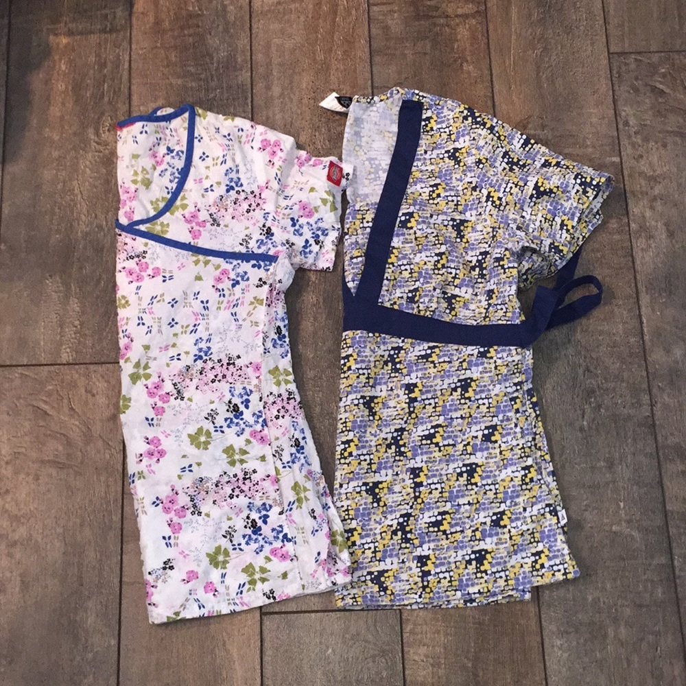 Extra Small Scrub Top Lot