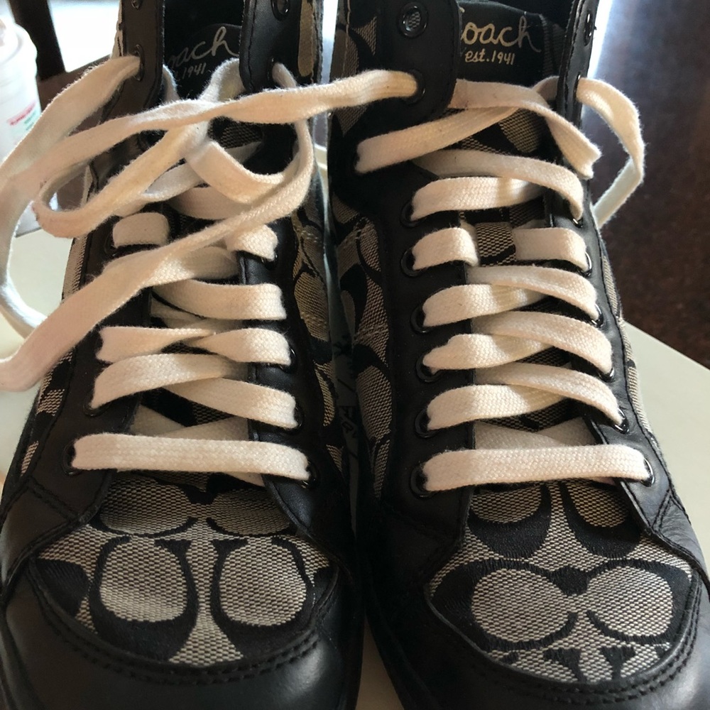 Coach gym shoes