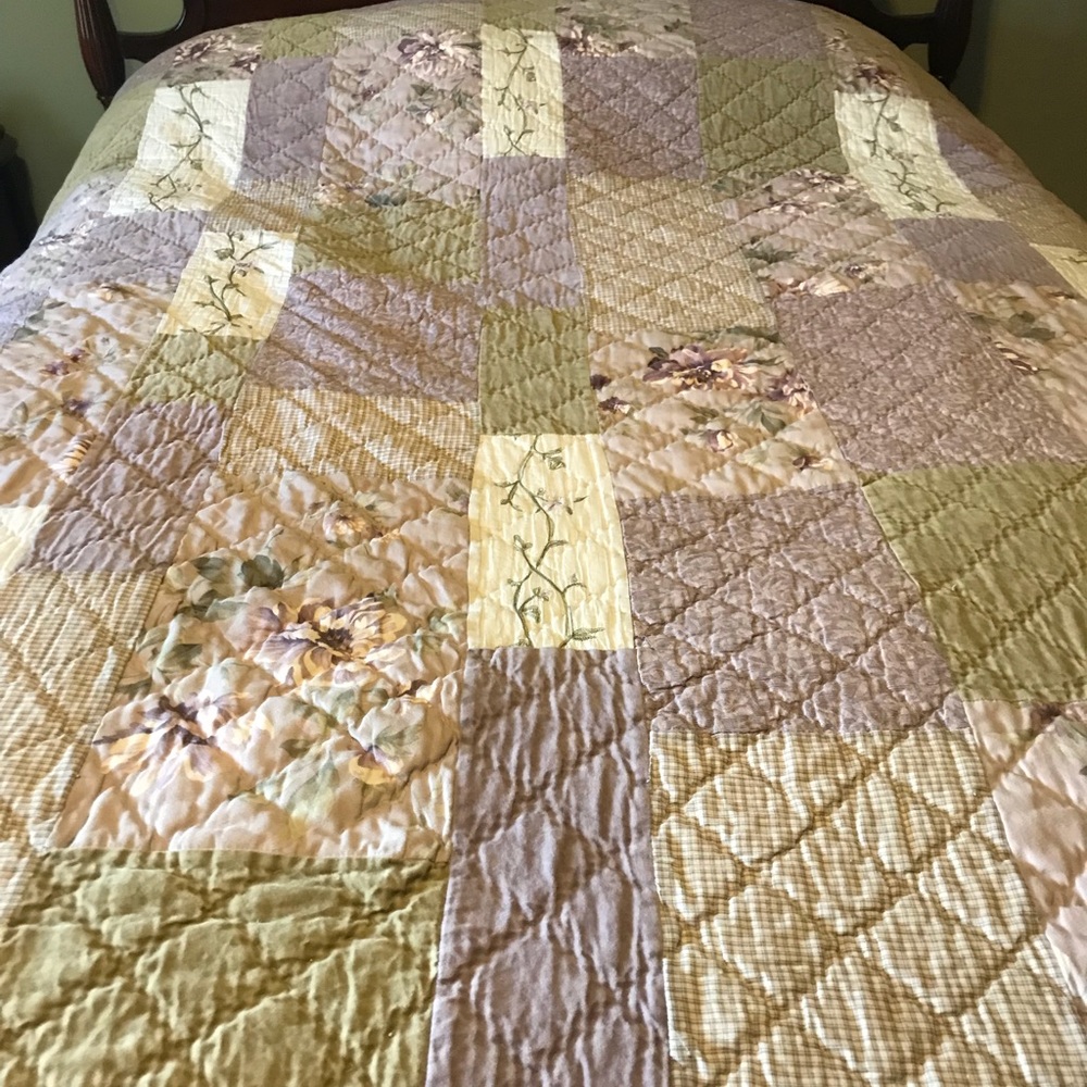 Full/Queen bedspread