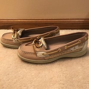 Size 7.5 gold Sperry’s
