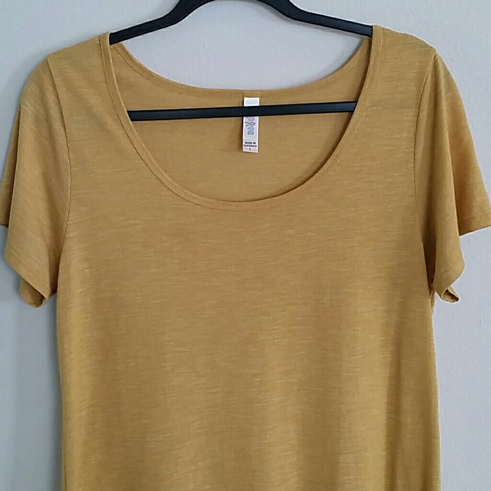 Mustard Large LulaRoe Classic Tee