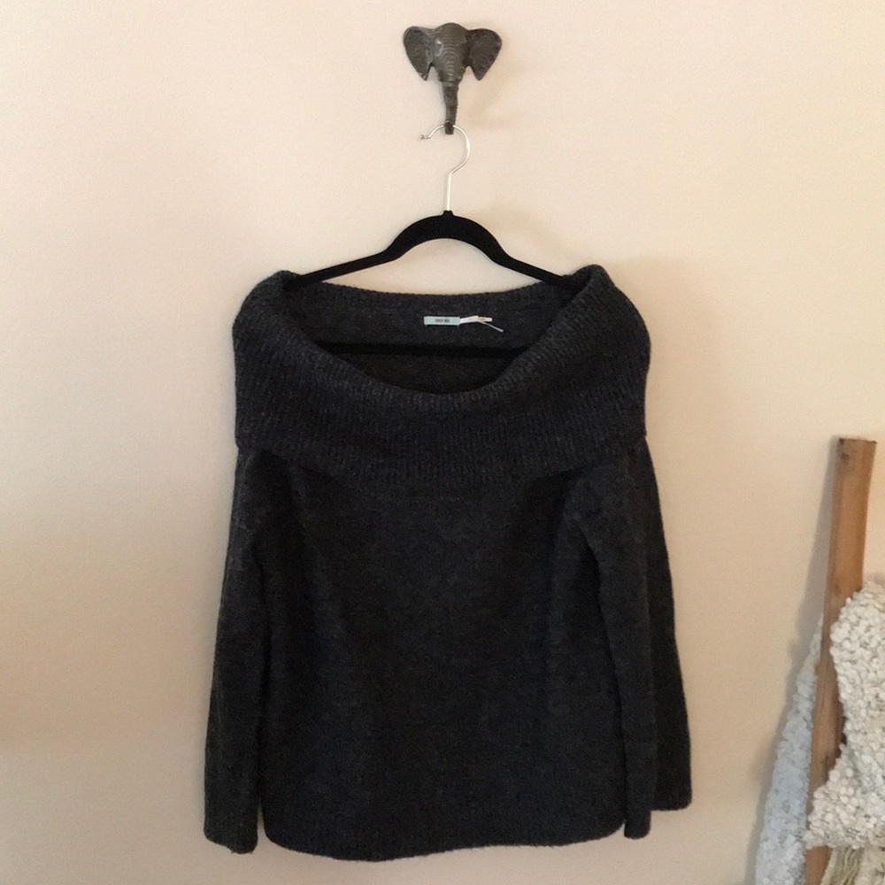 Super cozy sweater from Urban Outfitters