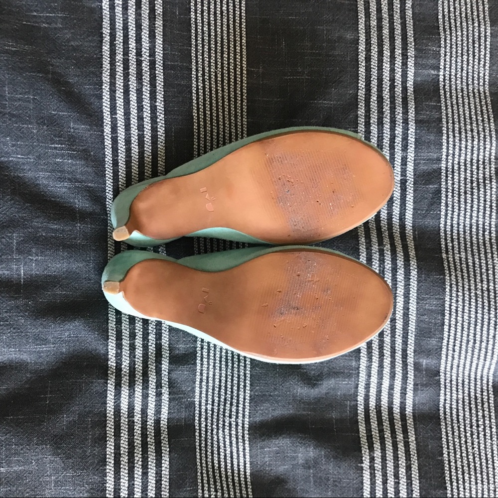 Mint green Marais mule. - Picture 4 of 4