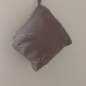 Packable waterproof rain jacket