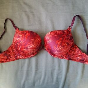 Victoria's Secret Miraculous Plunge