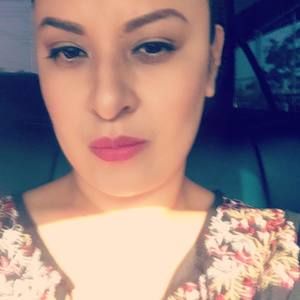 Meet your Posher, Lorena