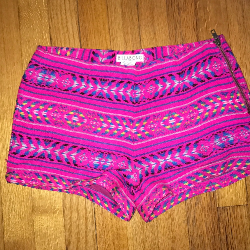 Billabong pink tribal print shorts size small