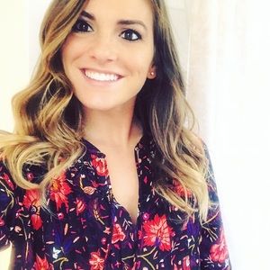 Meet your Posher, Julia