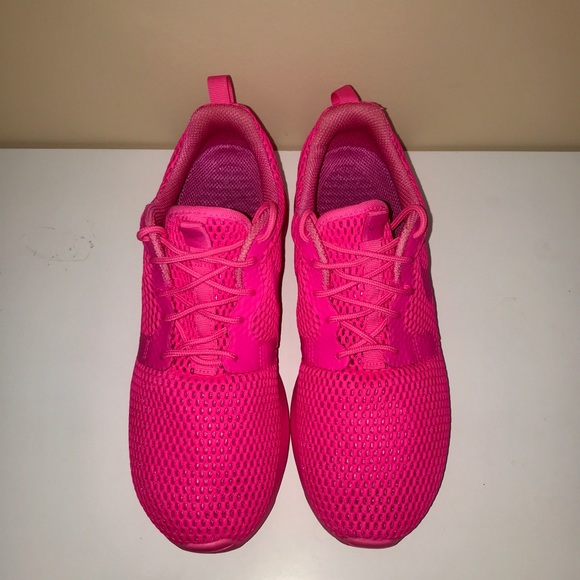 Pink Nike roshes - Picture 2 of 3