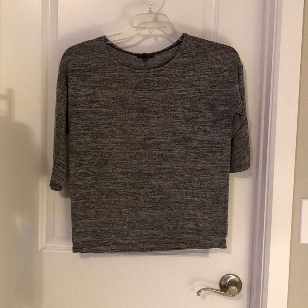 ⬇️‼️ Heather grey Limited top