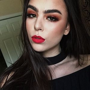 Meet your Posher, Sara