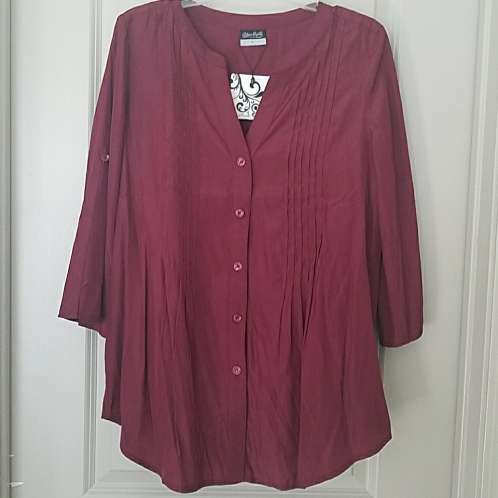 Pleated 3/4 Sleeve Blouse