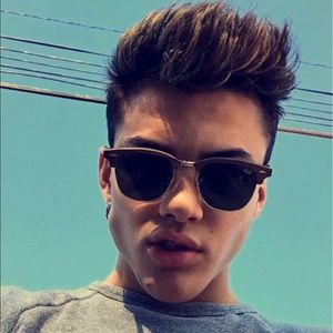 Meet your Posher, John