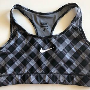 Nike Pro racerback sports bra