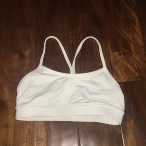 lulu sports bra