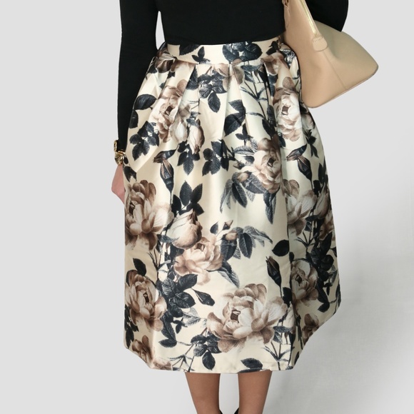One Left! Midi Tea Bloom A Line Skirt - Picture 5 of 7