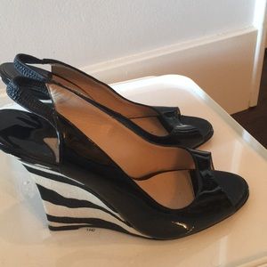 Manolo blahnik zebra black patent leather wedges