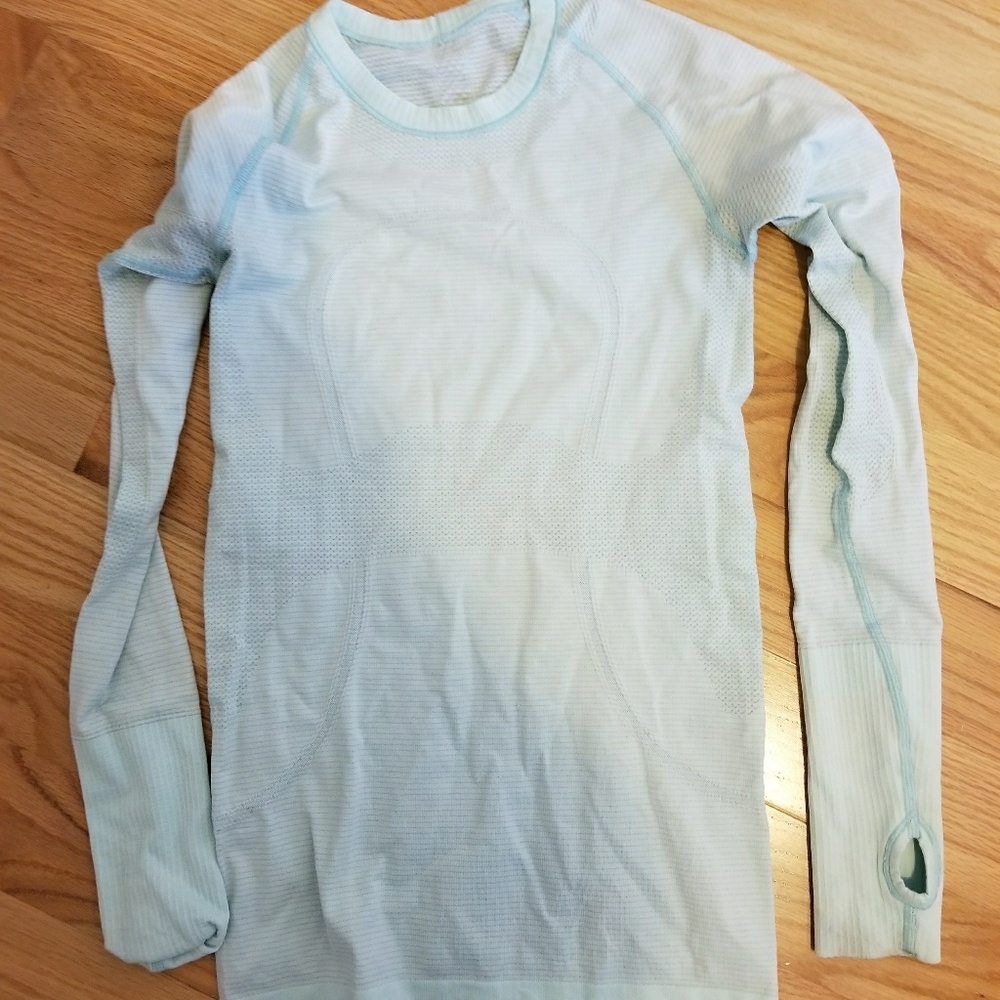 Lululemon long sleeve shirt