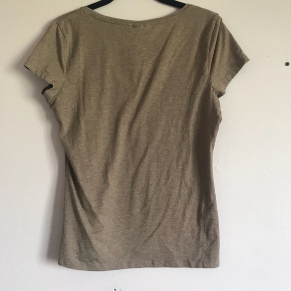 basic v neck - Picture 3 of 3
