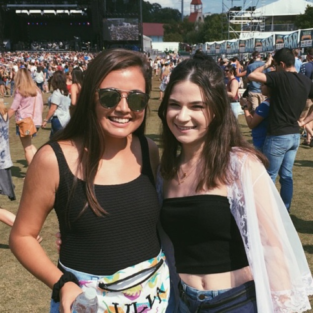 Meet your Posher, Ella