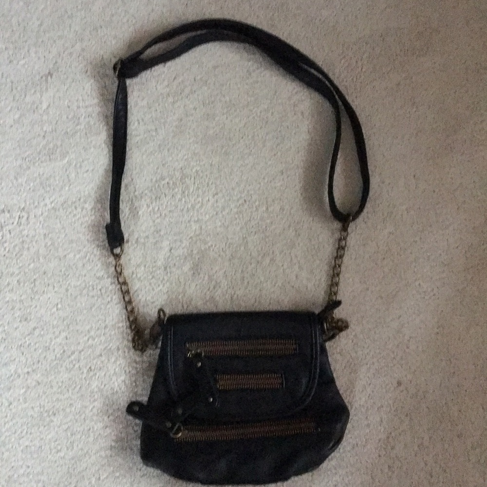 Crossbody purse