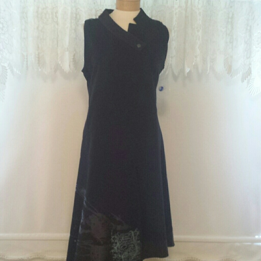 2026 dress with tags on