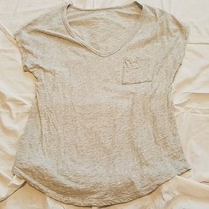 Old Navy Gray tee