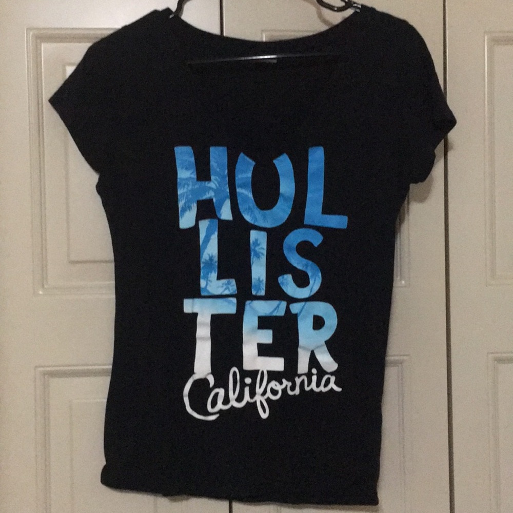 Hollister V-Neck T-Shirt