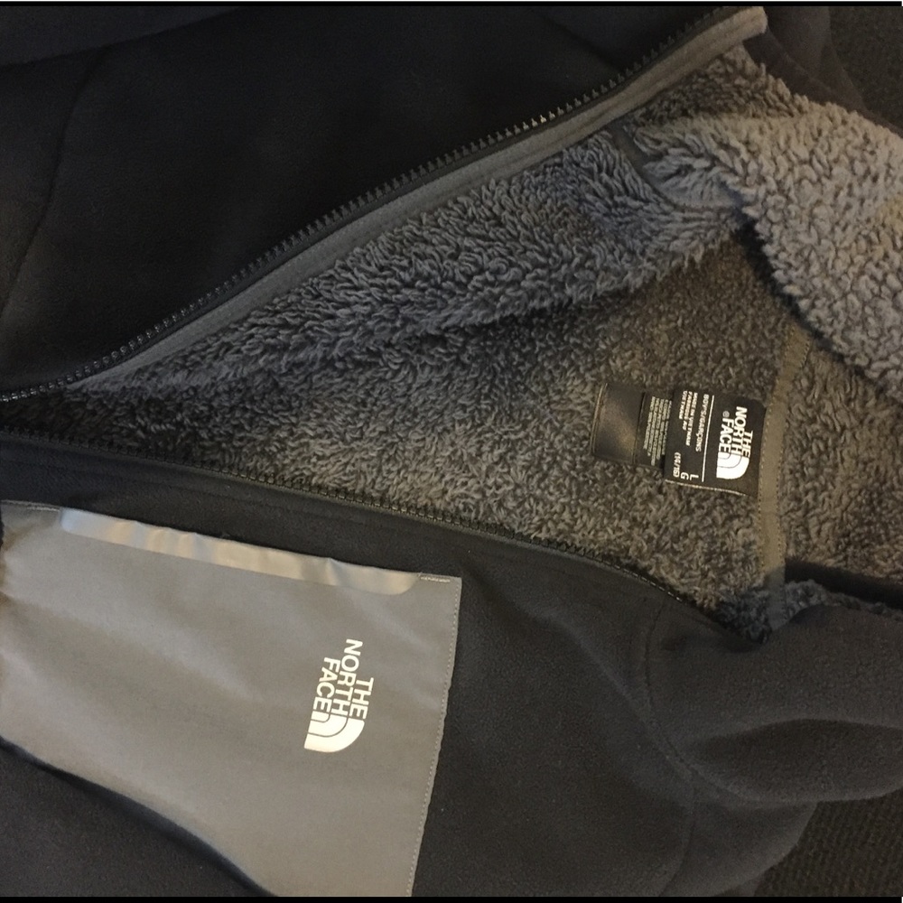 Boys fleece, size L, North face jacket!