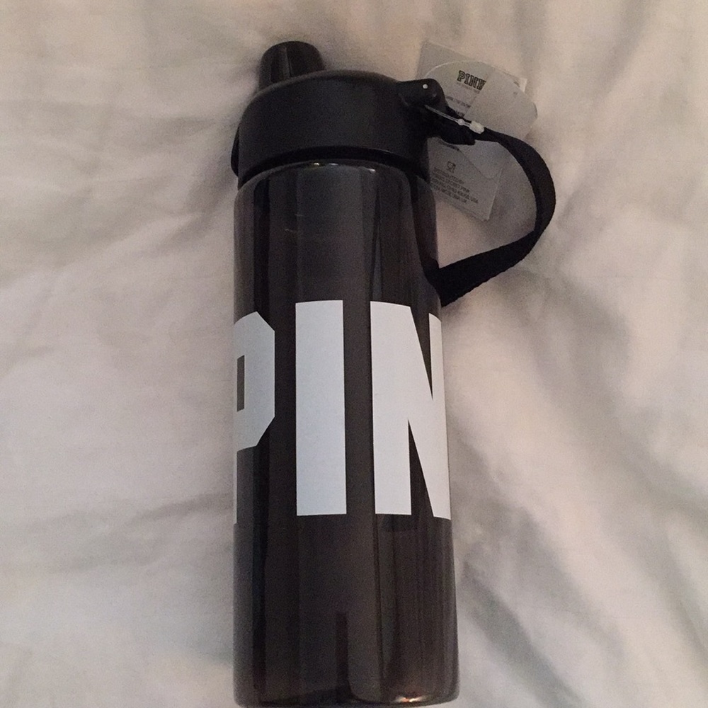 NWT Victoria's Secret PINK Water Bottle in Black