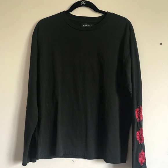 black long sleeve shirt - Picture 1 of 5