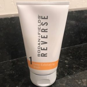 Reverse Deep exfoliating wash