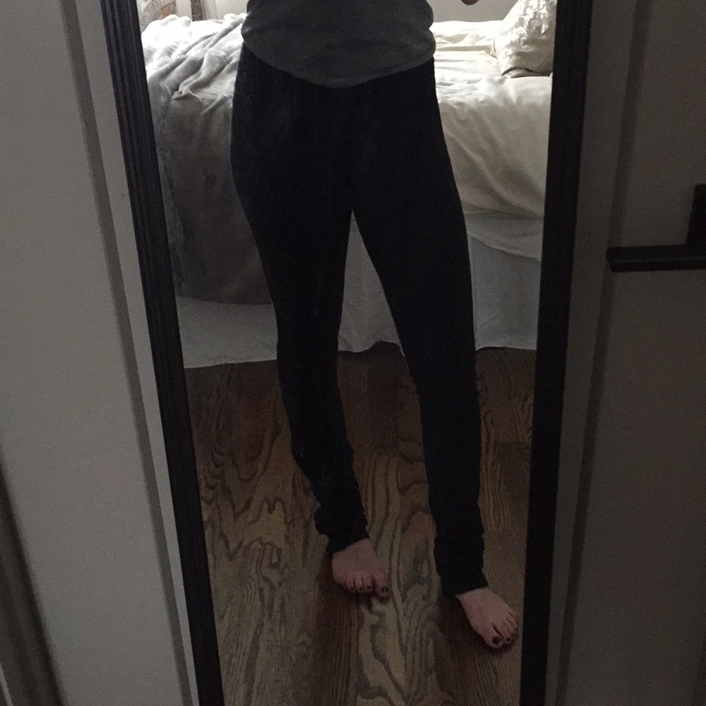 Lululemon boot leg pants size 4