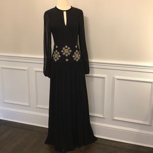 NWT Elizabeth And James Black Long Sleeve Gown