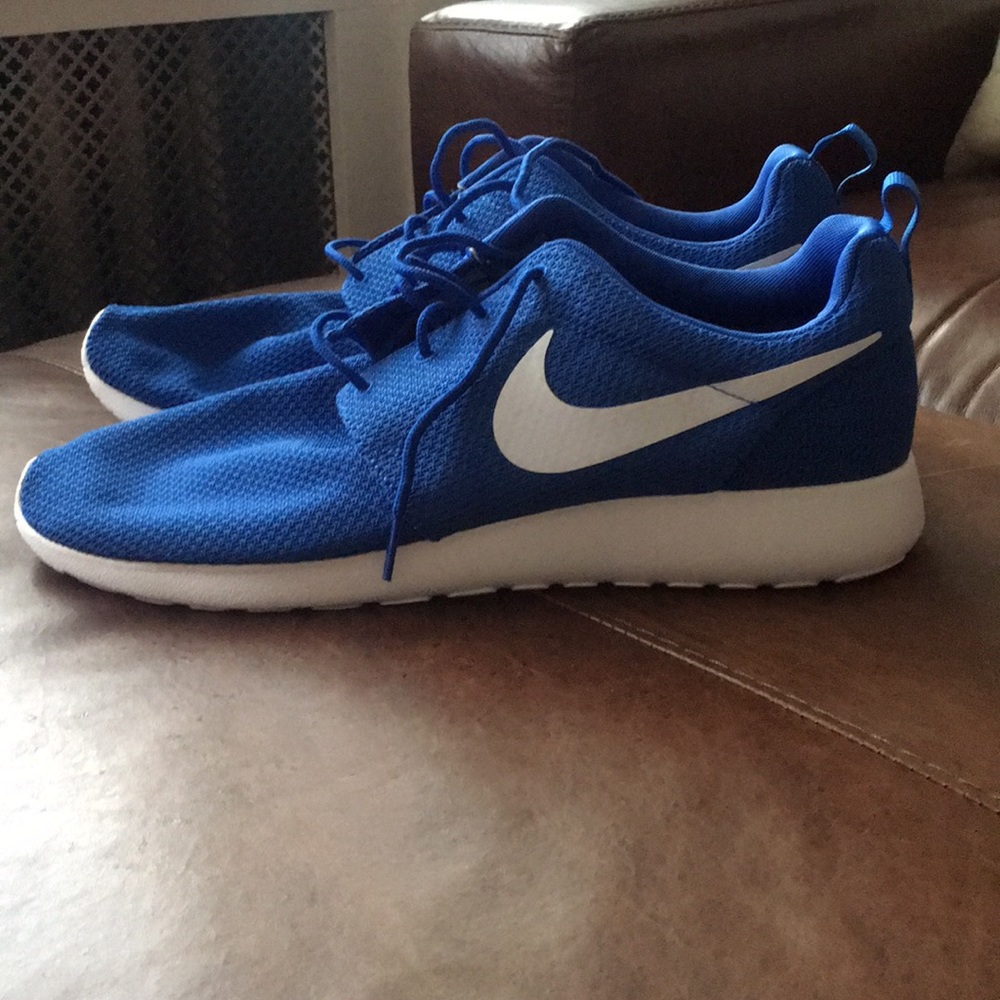 Brand new Nike Roshe White and Royal Blue!!!