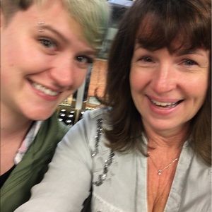 Meet your Posher, Paula