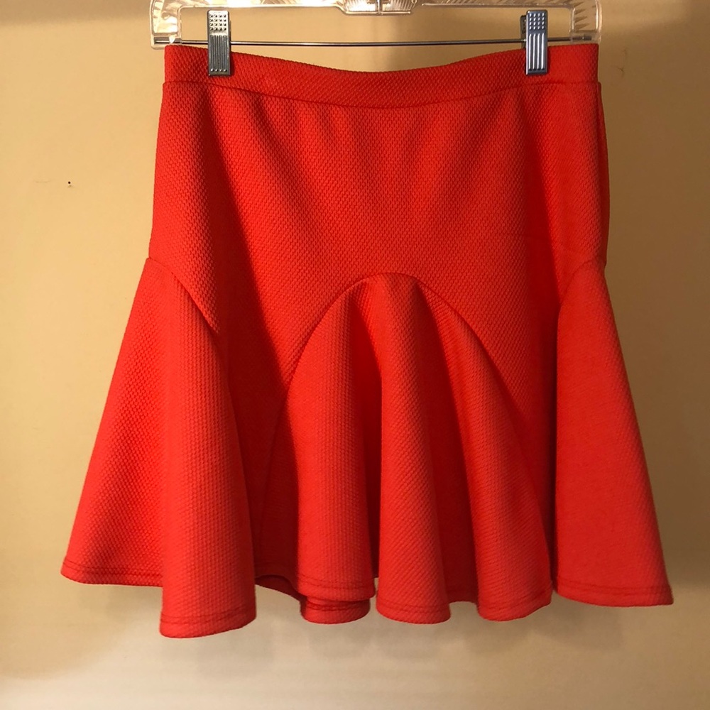 Coral mini skirt