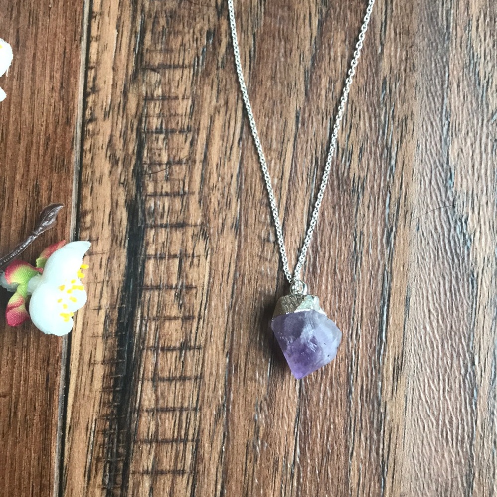 🌻Purple Amethyst Necklace🌻 - Picture 2 of 2