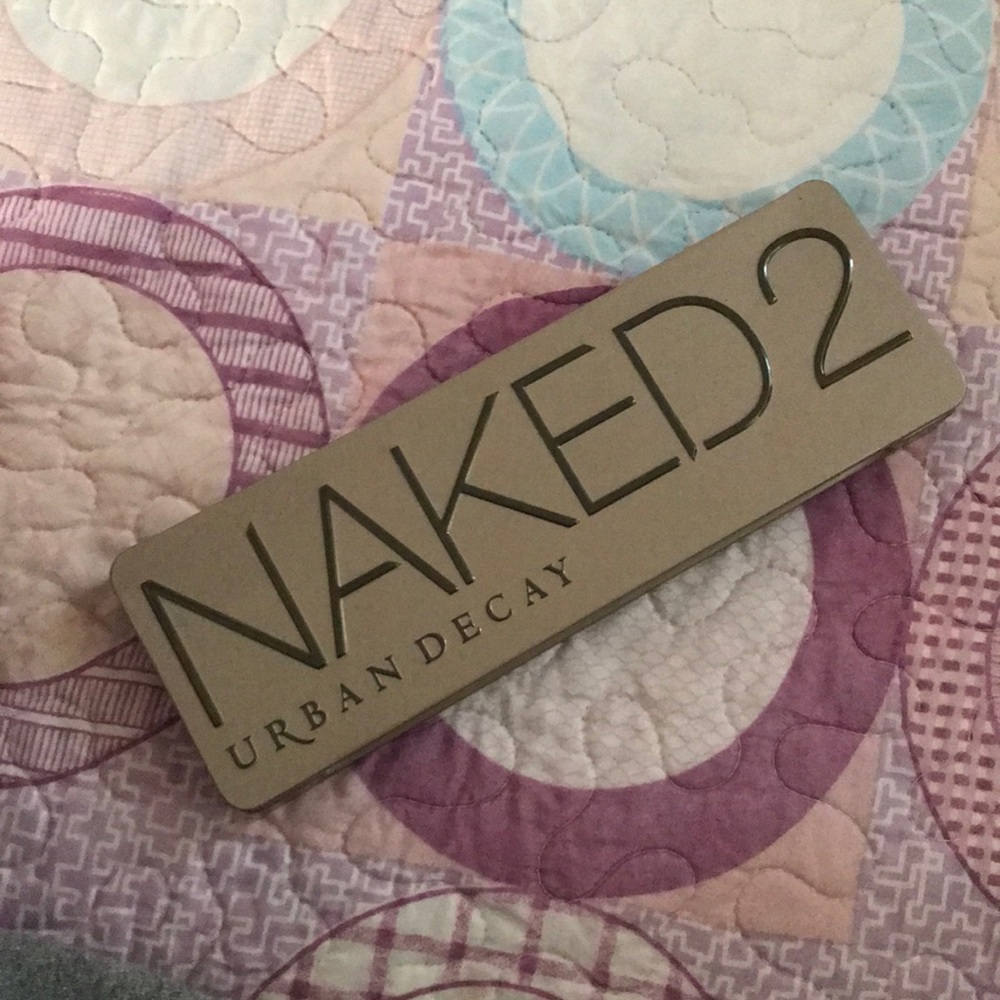 URBAN DECAY NAKED 2