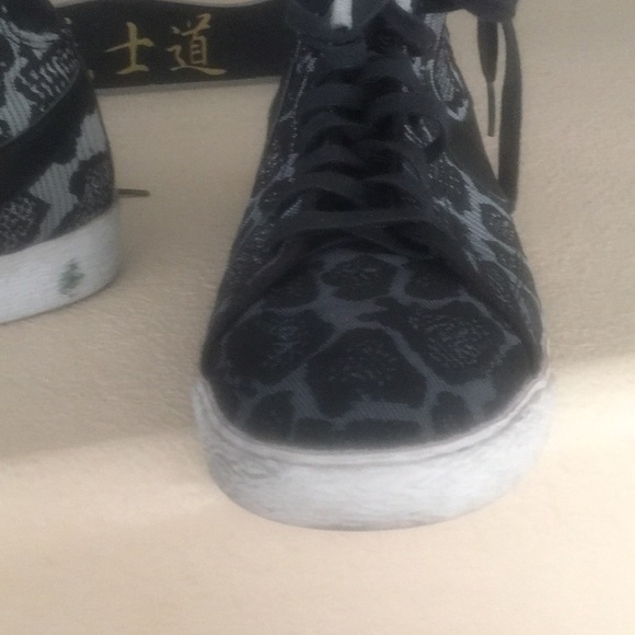 Nike women’s shoes - Picture 4 of 4