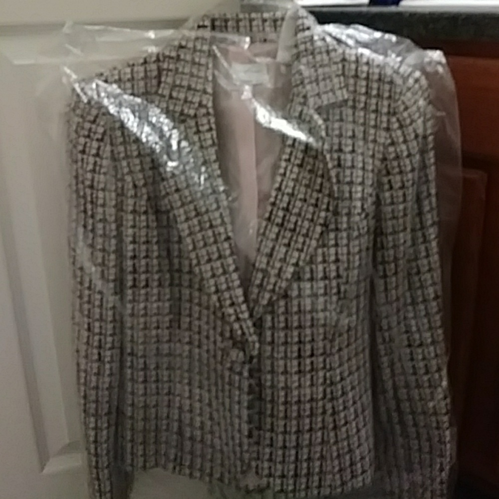 Suit coat