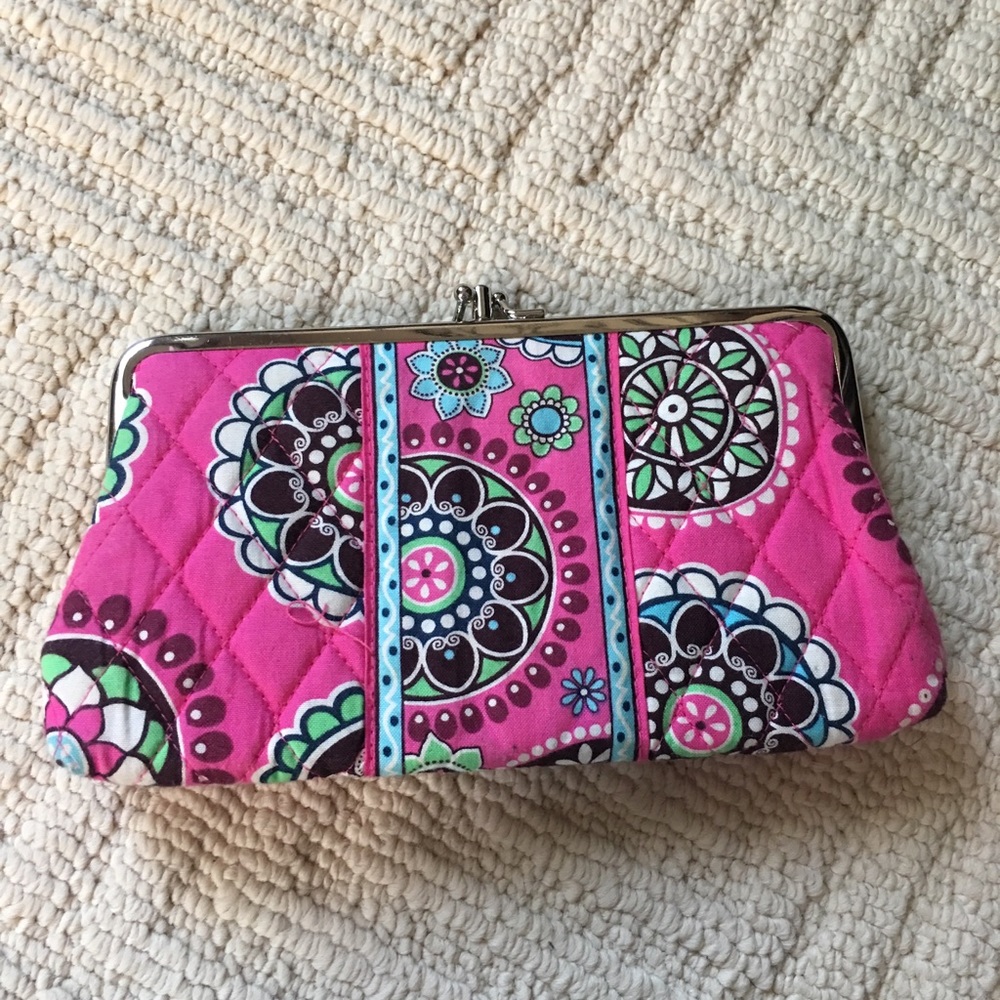 Vera Bradley Snap Wallet in Cupcakes Pink