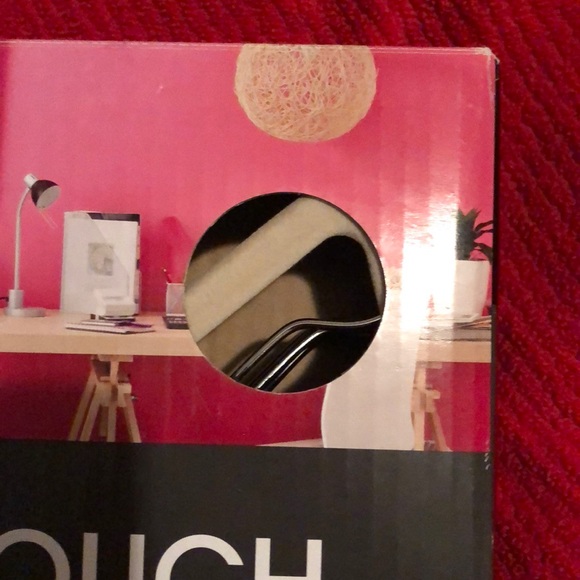 20 Pack Velvet Hangers - Picture 3 of 3