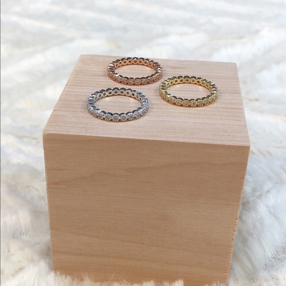 3 ring set- gold silver and rose gold tones - Picture 3 of 4