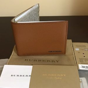 🔥Burberry London Leather Bifold Wallet.🔥