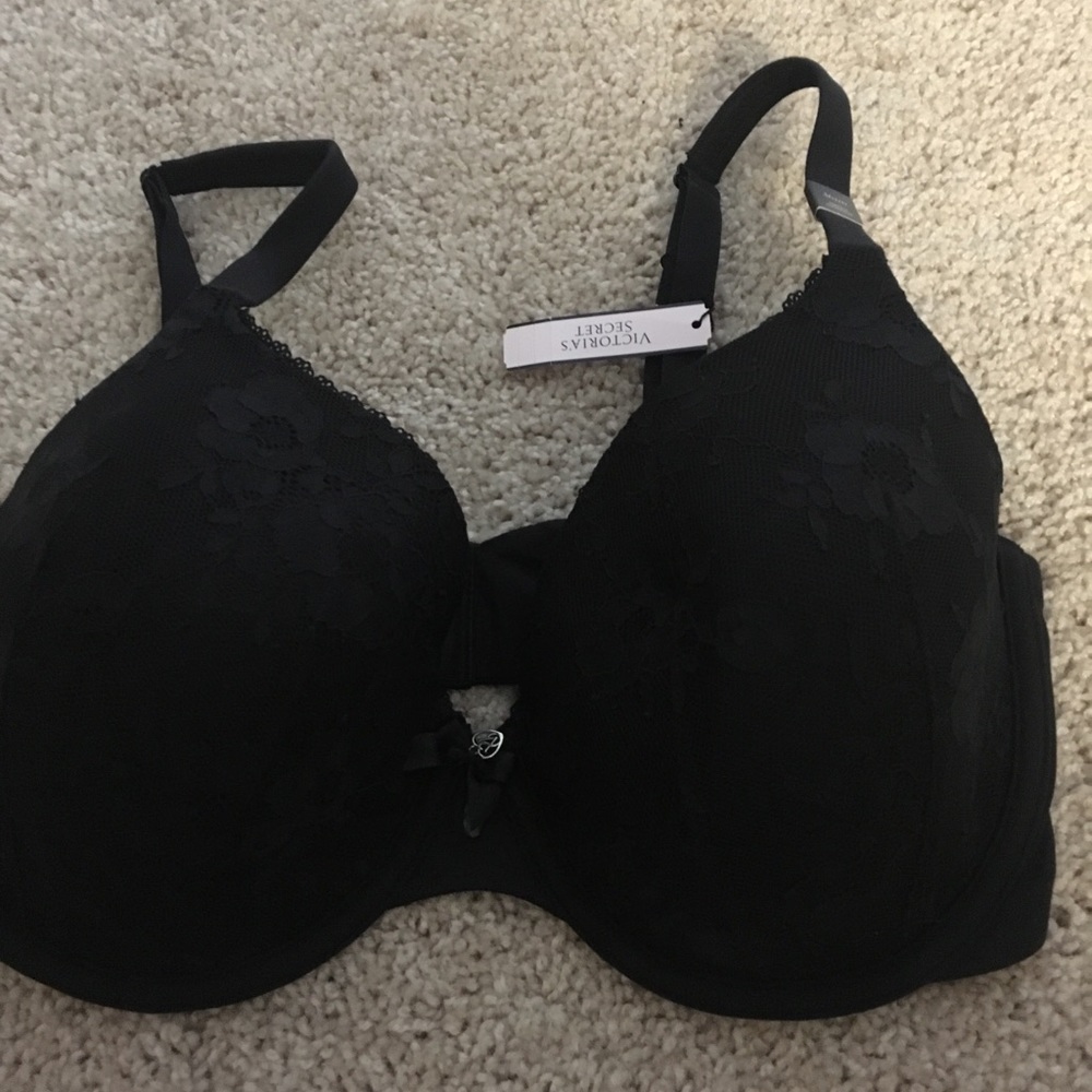 NWT Victoria Secret bra