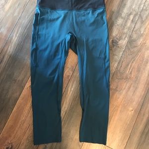 Lululemon Run the Day Crops