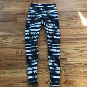 Lululemon Wunder Under Roll Down Pant