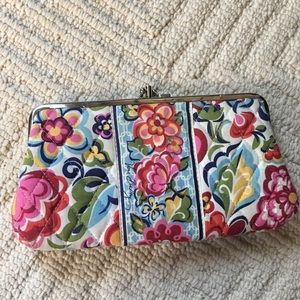 Vera Bradley large wallet in Hope Garden
