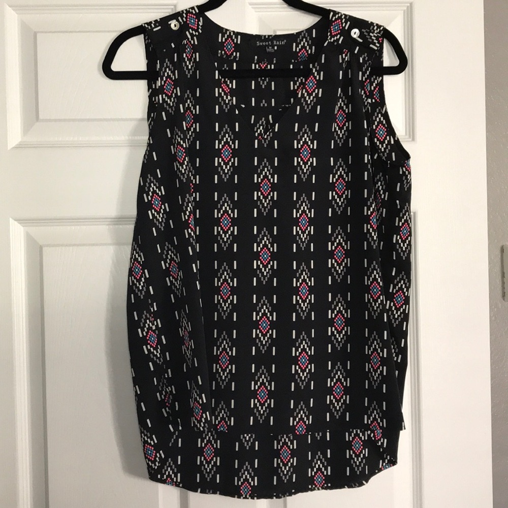 Black Aztec print V neck sleeveless blouse